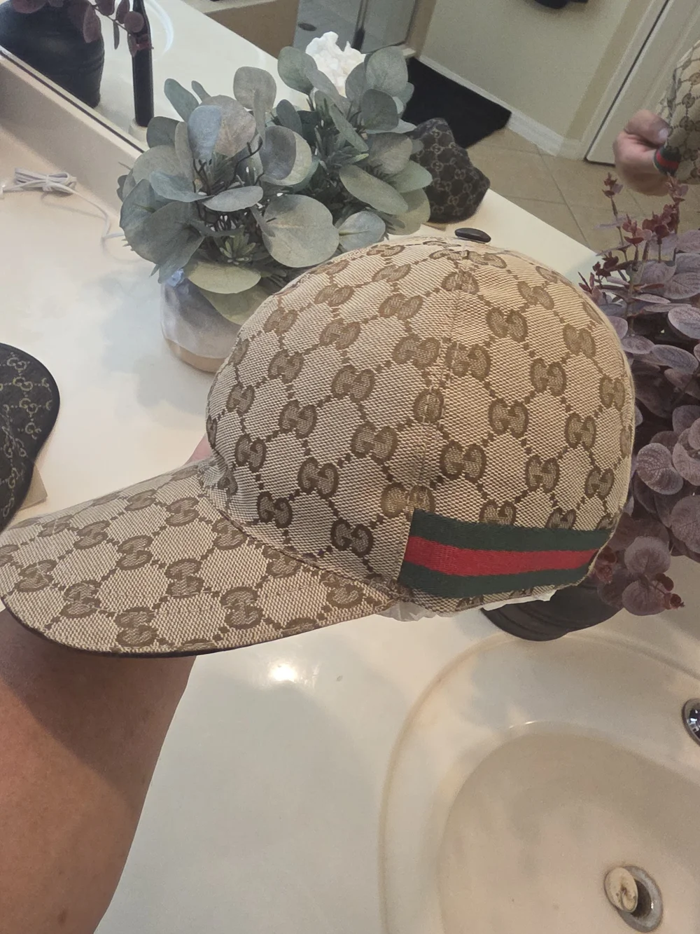 Gucci beige monogram